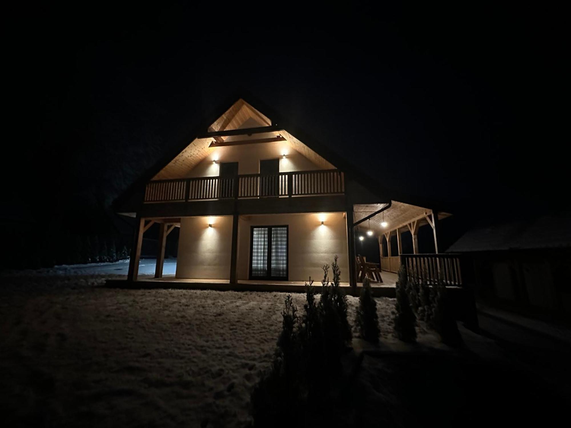 Villa Kama 吉日茨科 外观 照片